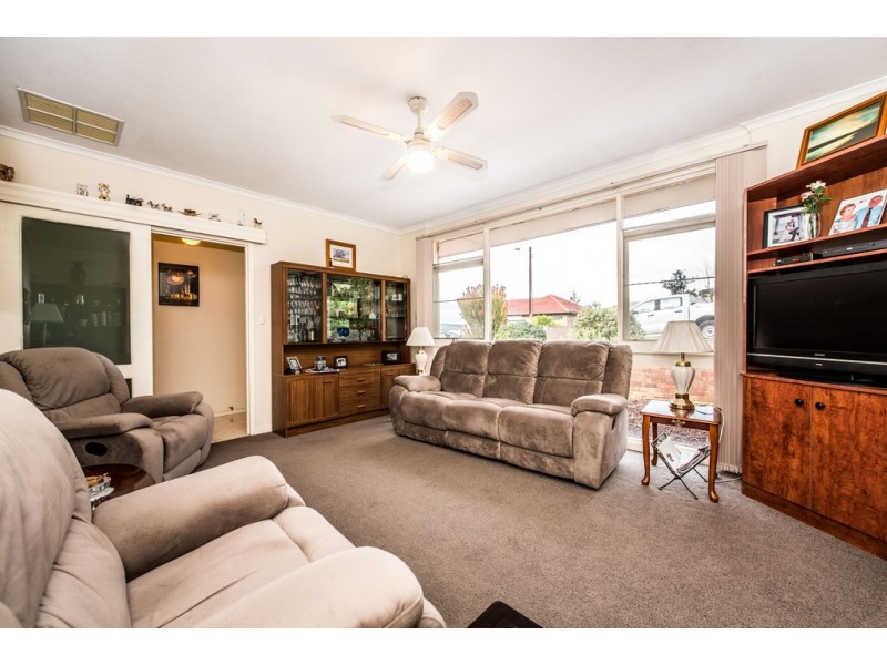 75 Teusner Drive, Morphett Vale SA 5162