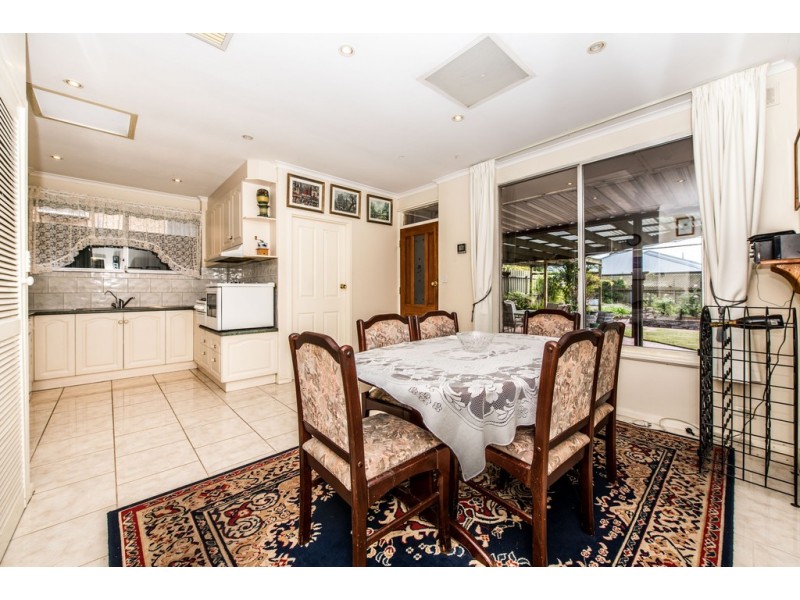 75 Teusner Drive, Morphett Vale SA 5162