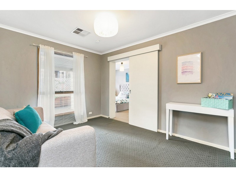 28 Lexcen Grove, Happy Valley SA 5159