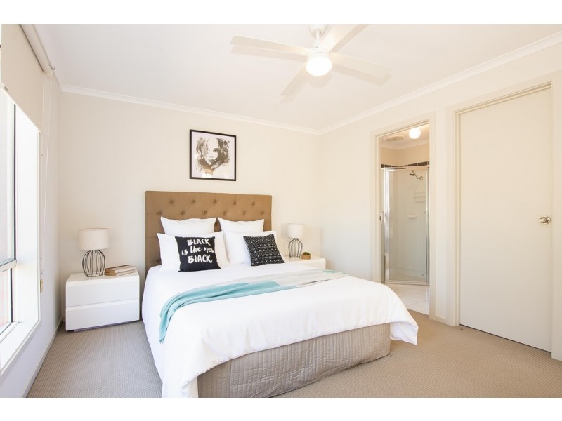 2 Orange Lane, Seaford Meadows SA 5169
