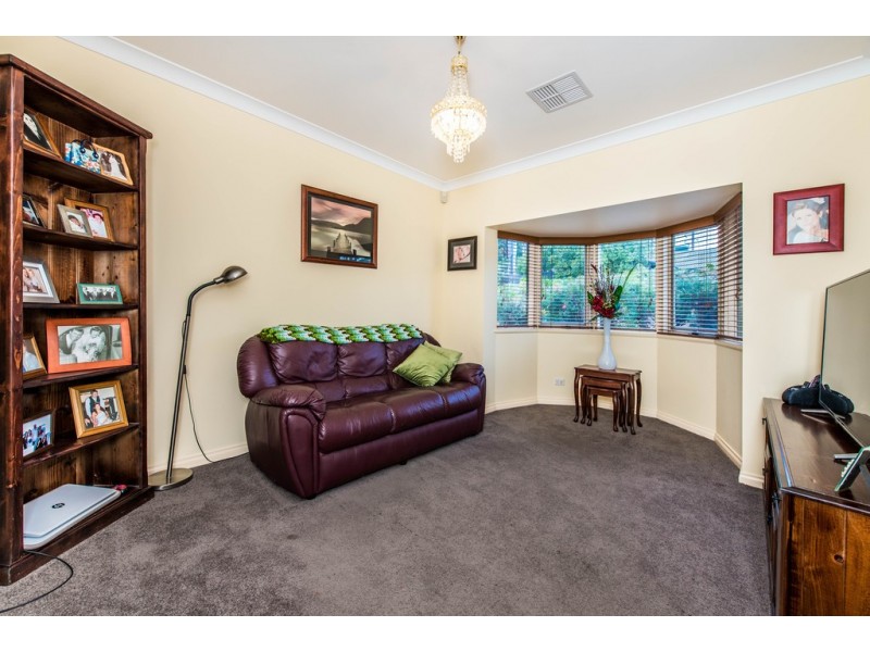 23 Balara Crescent, Flagstaff Hill SA 5159