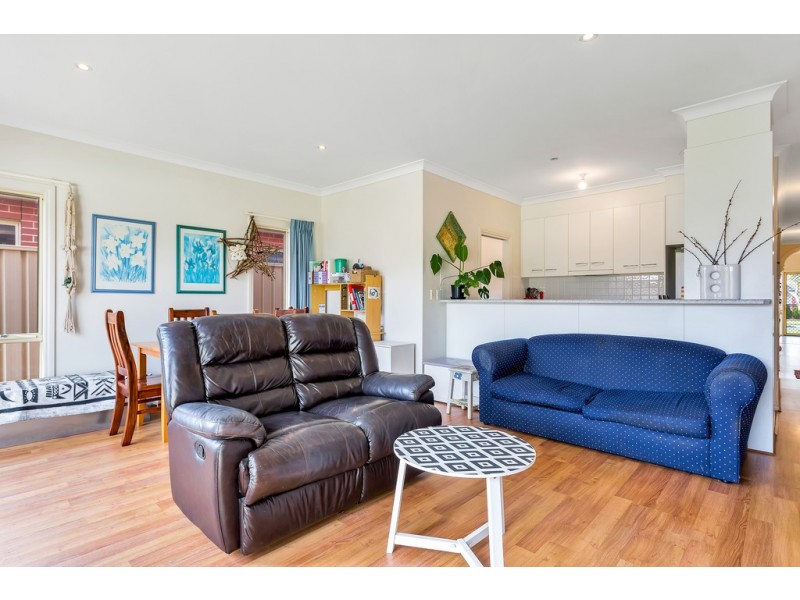 2/1 Moore Street, Goolwa SA 5214