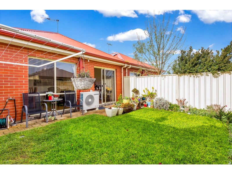 2/1 Moore Street, Goolwa SA 5214