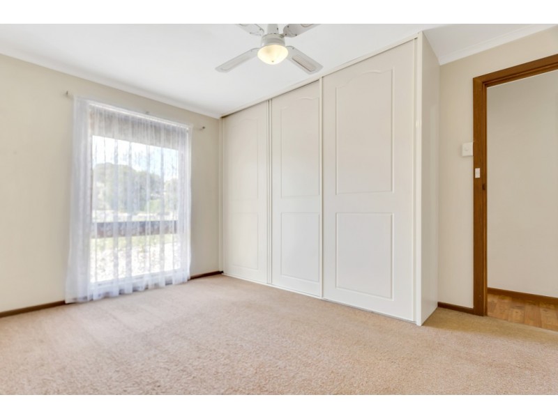 32 Thomas Crescent, Reynella SA 5161