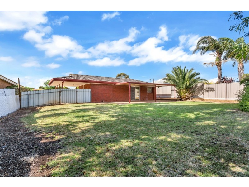 32 Thomas Crescent, Reynella SA 5161