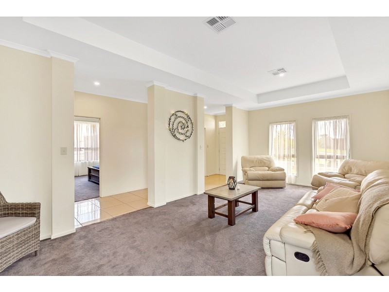 23 Beachport Road, Seaford Rise SA 5169