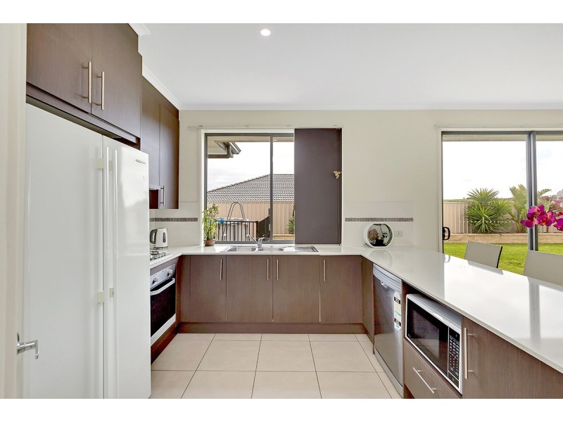 23 Beachport Road, Seaford Rise SA 5169