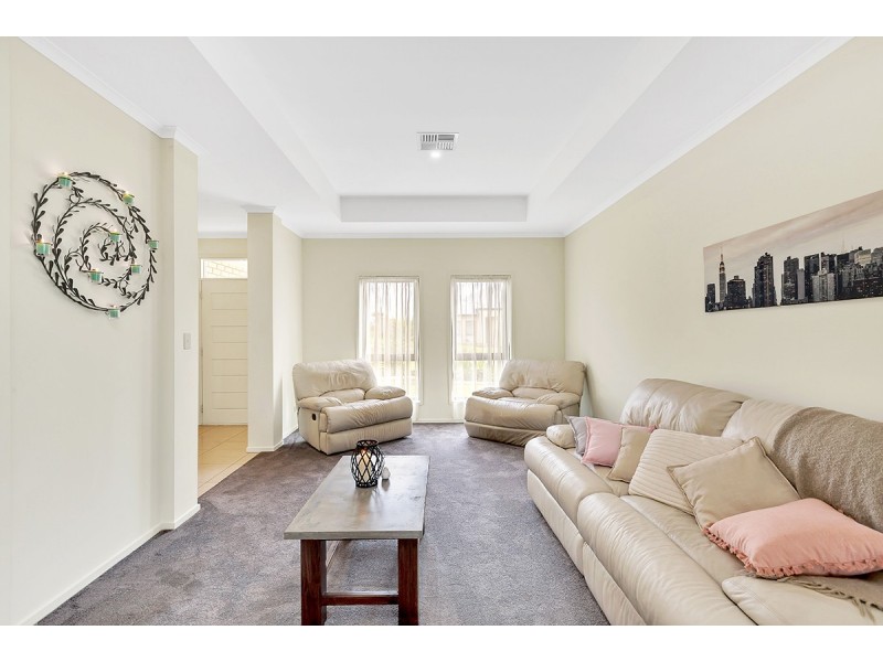 23 Beachport Road, Seaford Rise SA 5169