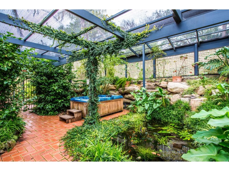 28 Monaco Circuit, Aberfoyle Park SA 5159