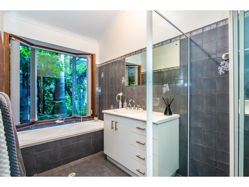 28 Monaco Circuit, Aberfoyle Park SA 5159