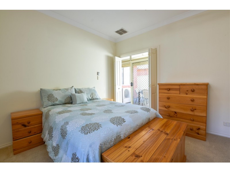 9A Alderman Ave, Seacombe Gardens SA 5047