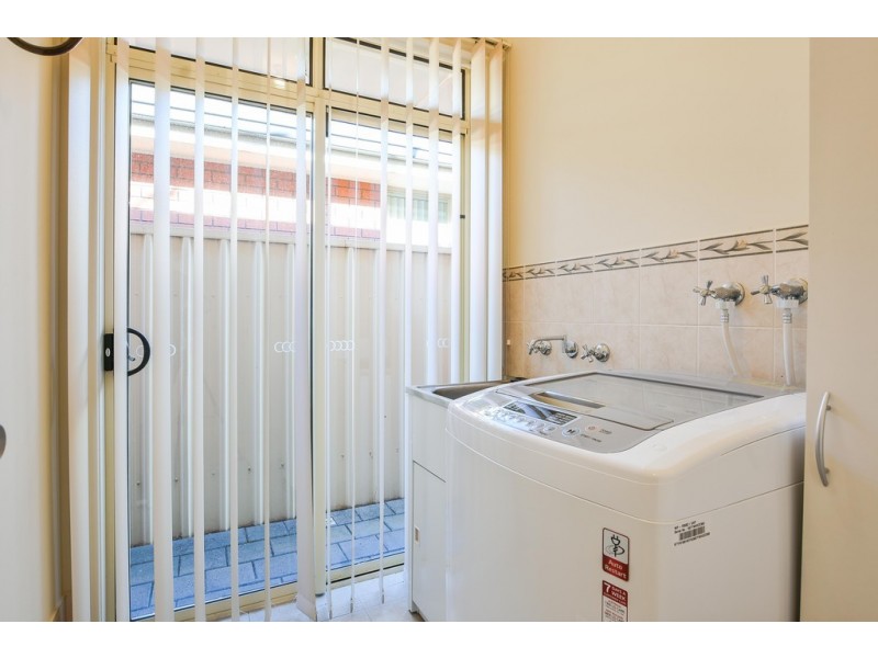 9A Alderman Ave, Seacombe Gardens SA 5047