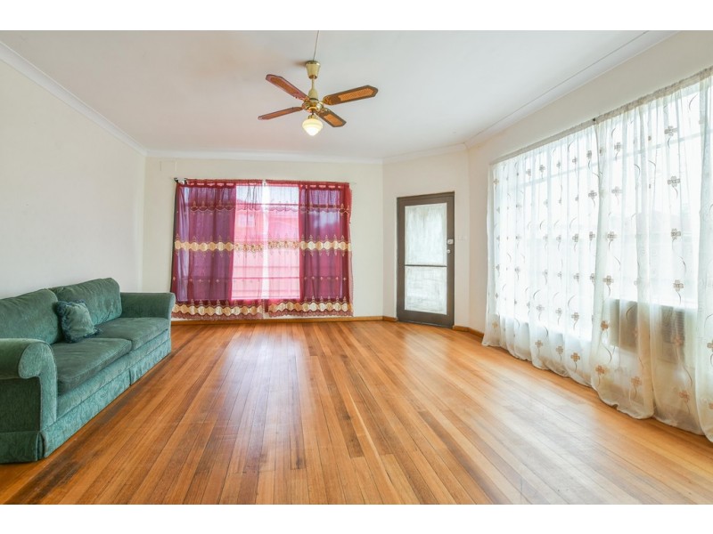 29 Johnson Street, Royal Park SA 5014