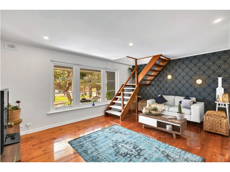 24 Hill Street, Seacliff Park SA 5049