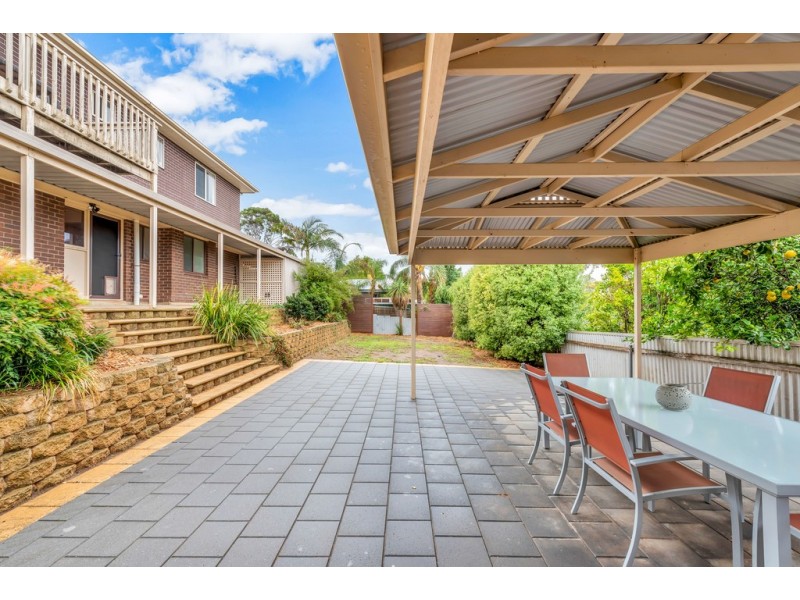 6 Coburn Court, Trott Park SA 5158