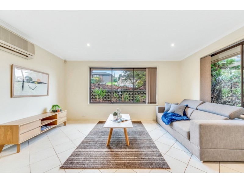 6 Coburn Court, Trott Park SA 5158