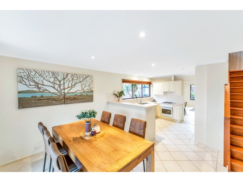 6 Coburn Court, Trott Park SA 5158
