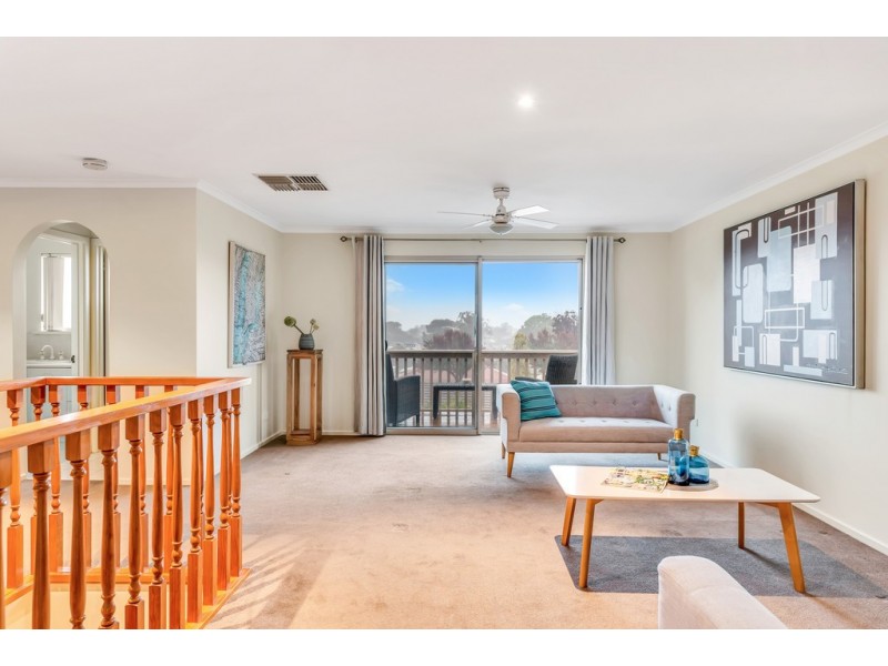 6 Coburn Court, Trott Park SA 5158