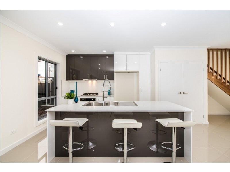 22 22a 22b 22c Grazing Avenue, Morphett Vale SA 5162