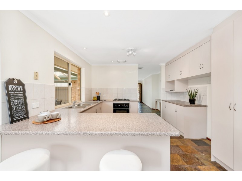 22 Berenwode Circuit, Morphett Vale SA 5162