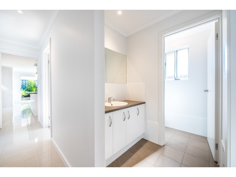 4 Kuta Crescent, Aldinga Beach SA 5173