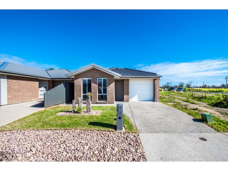 4 Kuta Crescent, Aldinga Beach SA 5173