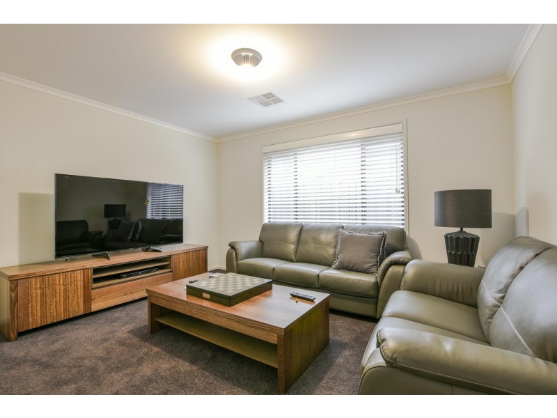 6 Cobalt Road, Moana SA 5169