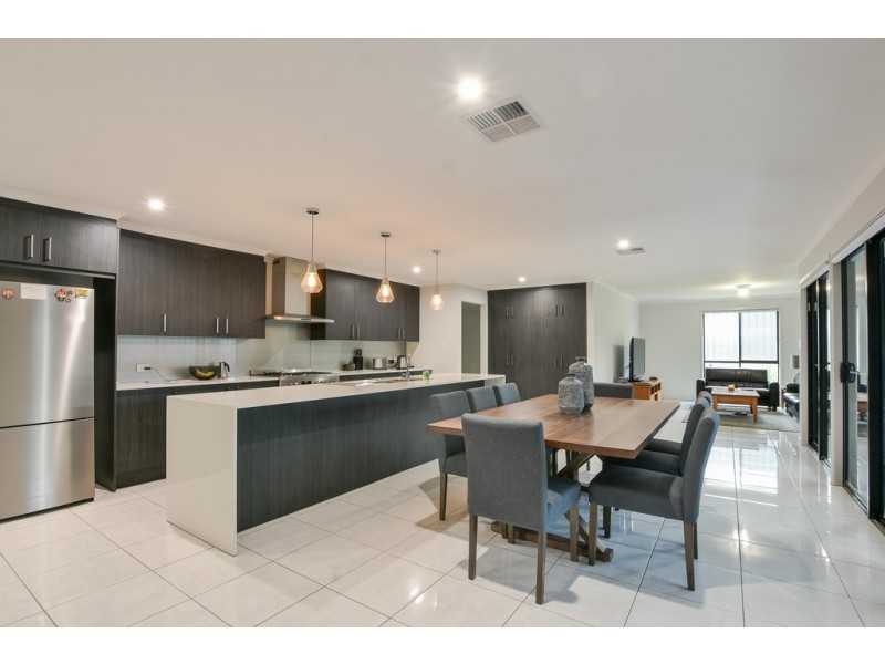 6 Cobalt Road, Moana SA 5169