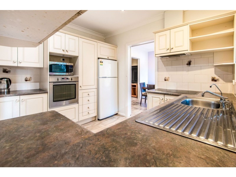 13 Bligh Avenue, Panorama SA 5041