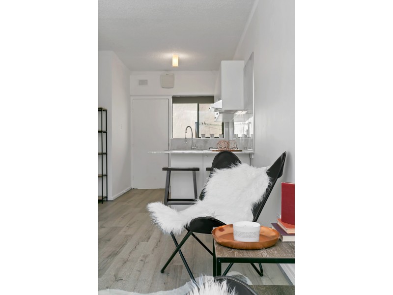 5/63 Downing Street, Hove SA 5048