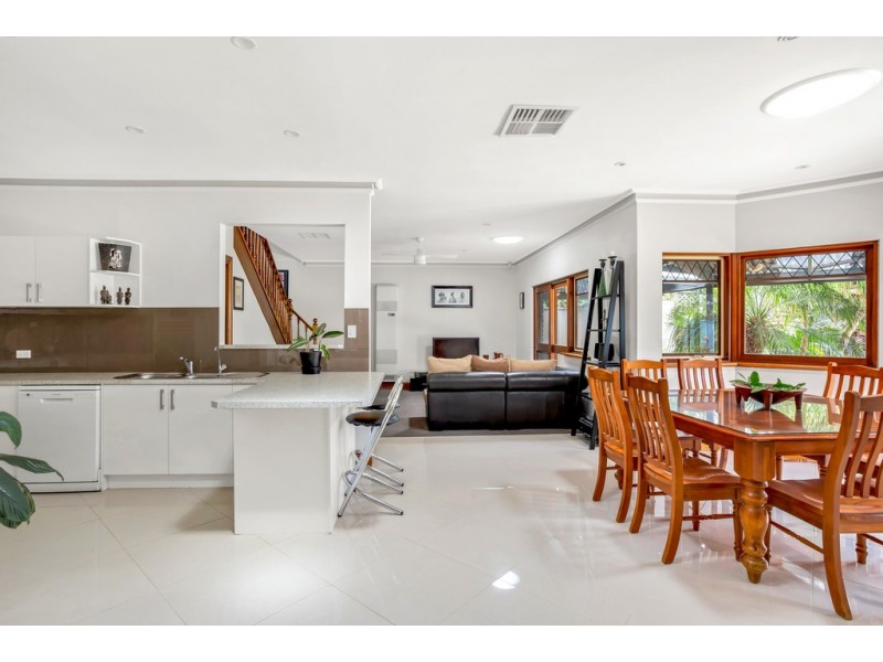 4 Dover Court, Dover Gardens SA 5048