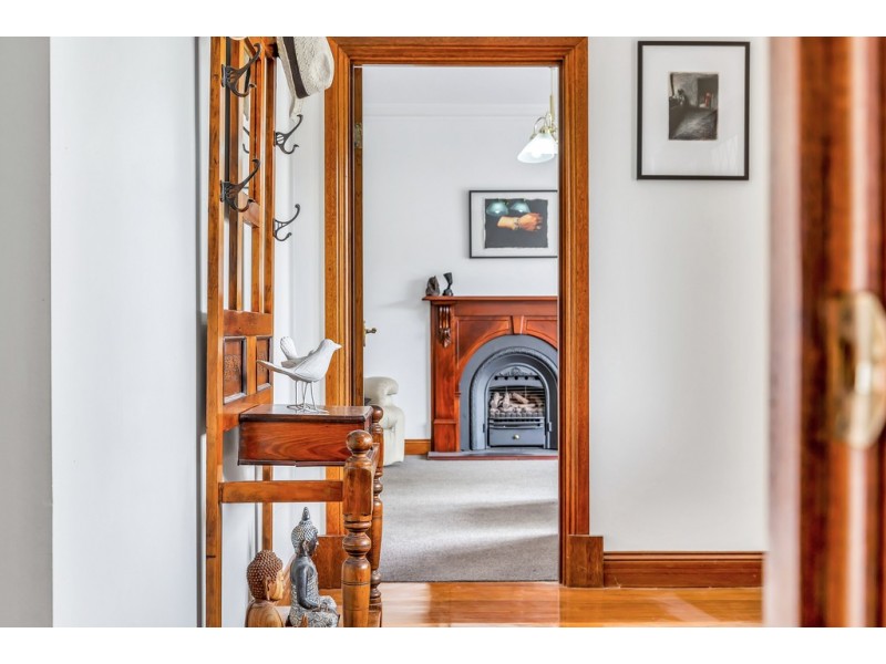 4 Dover Court, Dover Gardens SA 5048