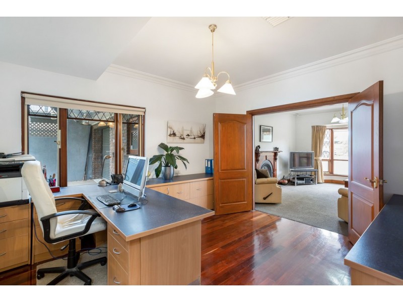 4 Dover Court, Dover Gardens SA 5048