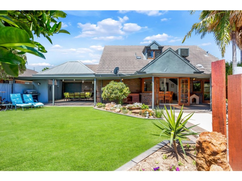 4 Dover Court, Dover Gardens SA 5048