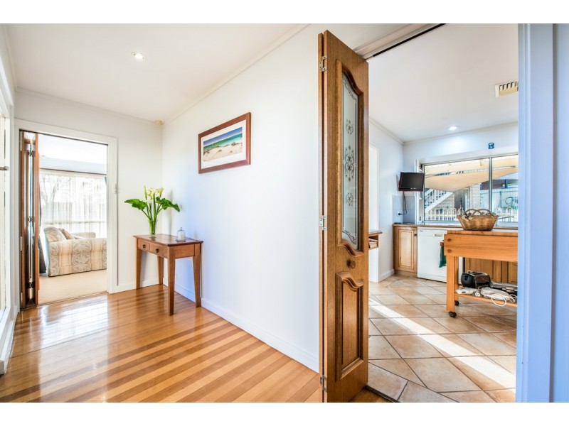 63 Teusner Drive, Morphett Vale SA 5162