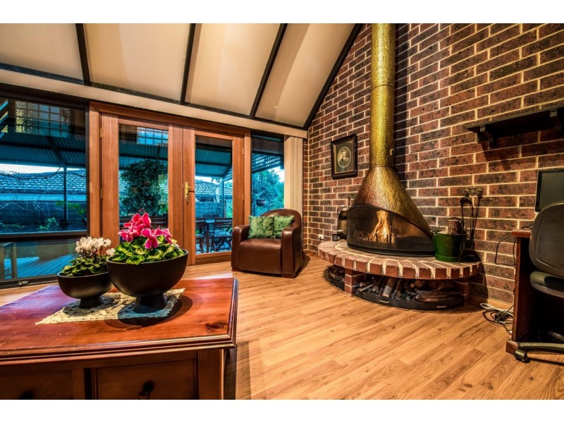 34 Fraser Avenue, Happy Valley SA 5159