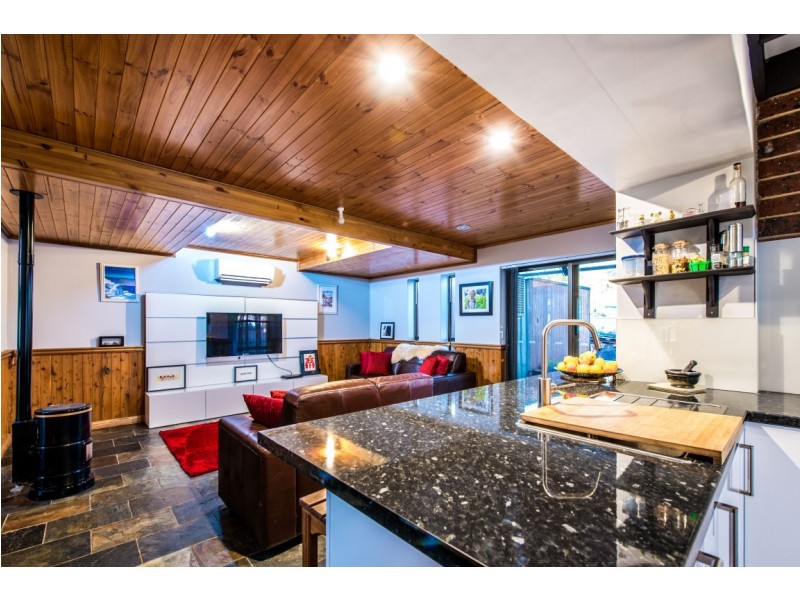 34 Fraser Avenue, Happy Valley SA 5159