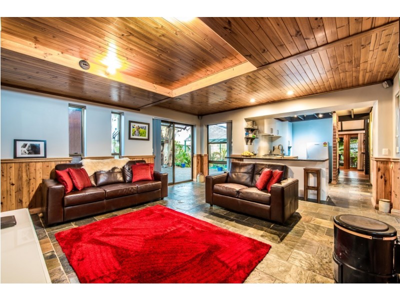 34 Fraser Avenue, Happy Valley SA 5159
