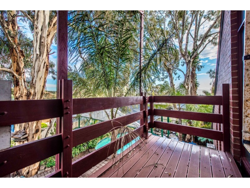 34 Fraser Avenue, Happy Valley SA 5159
