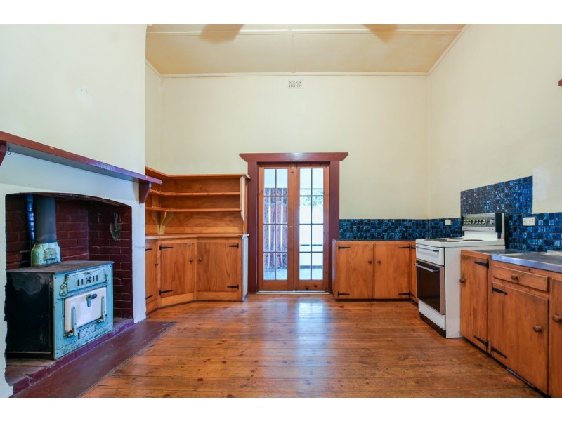 36 Doctors Road, Hackham SA 5163