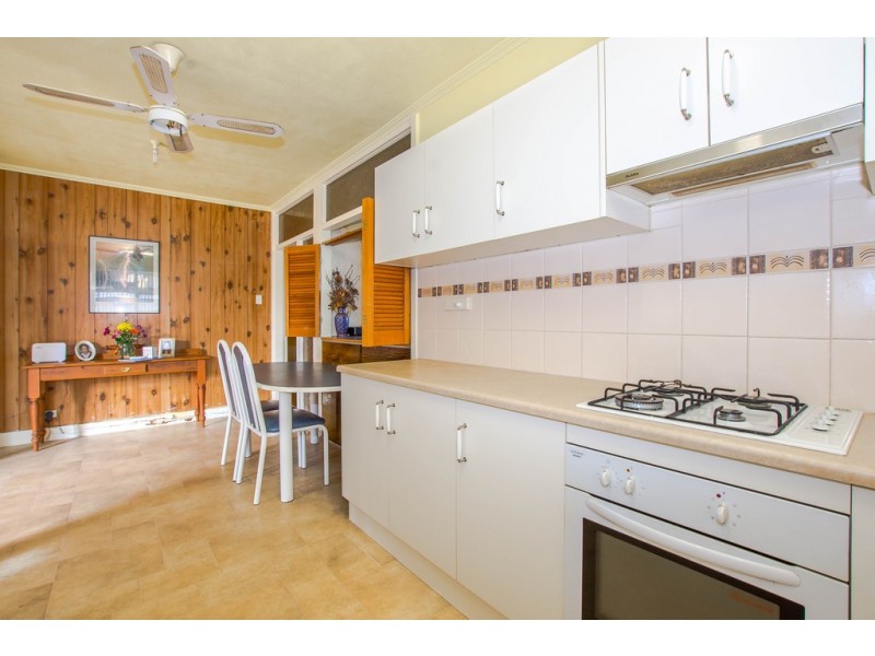 15 Redlac Road, Morphett Vale SA 5162