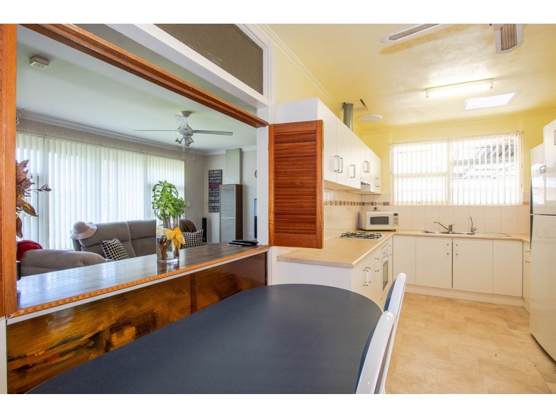 15 Redlac Road, Morphett Vale SA 5162