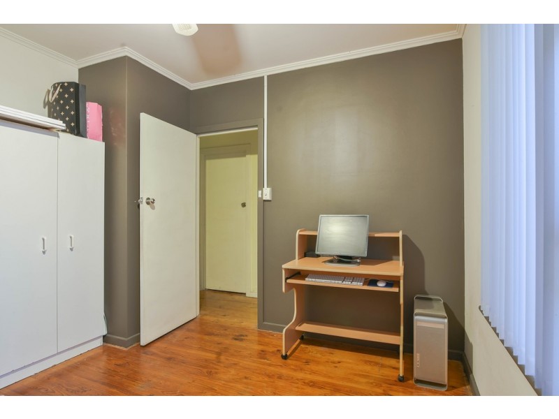 15 Redlac Road, Morphett Vale SA 5162