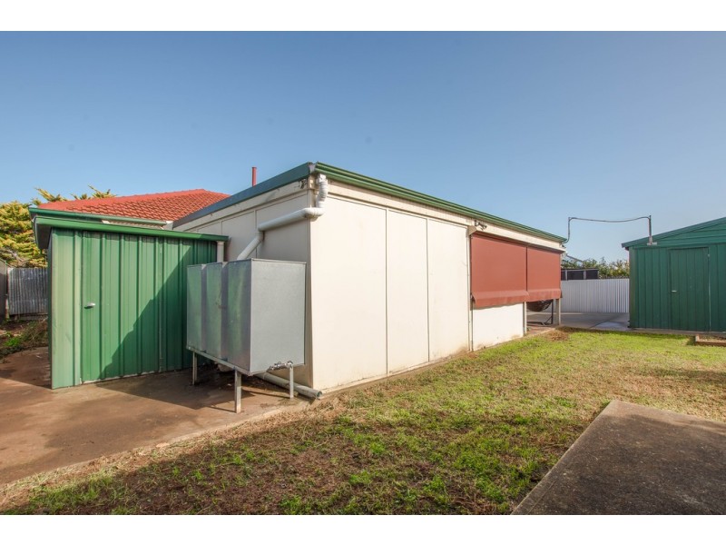 15 Redlac Road, Morphett Vale SA 5162