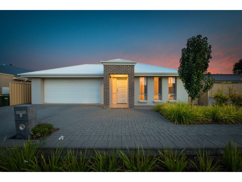4 Ship Street, Seaford Meadows SA 5169