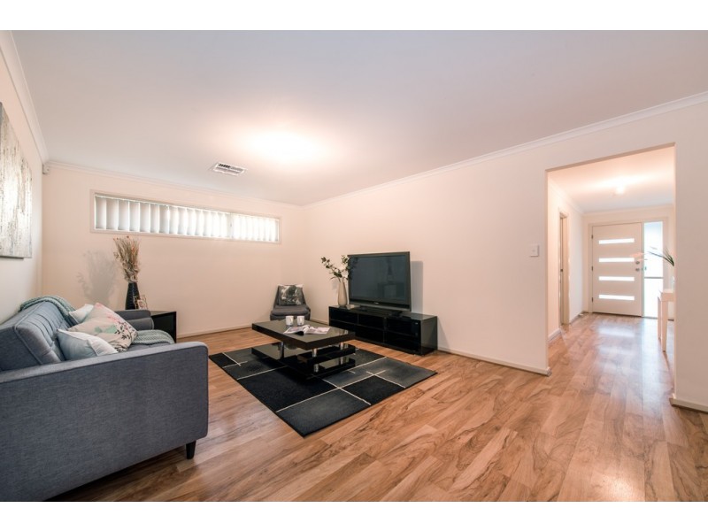 4 Ship Street, Seaford Meadows SA 5169