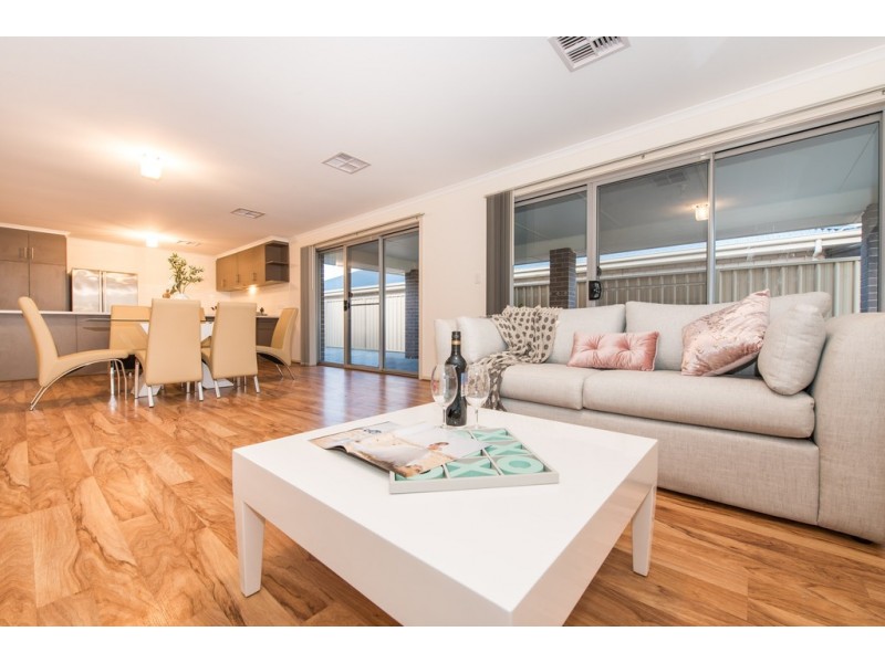 4 Ship Street, Seaford Meadows SA 5169