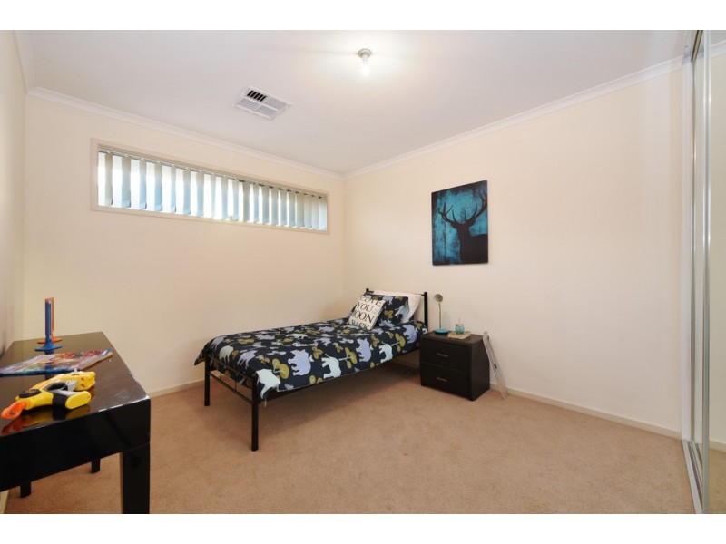 4 Ship Street, Seaford Meadows SA 5169