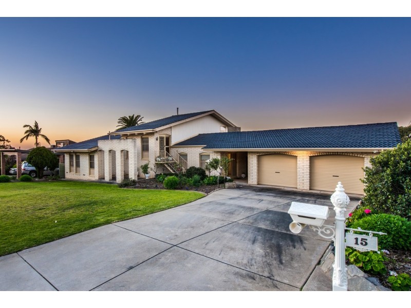 15 Clearview Tce, Flagstaff Hill SA 5159