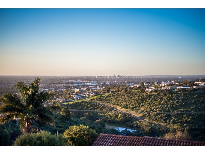 15 Clearview Tce, Flagstaff Hill SA 5159